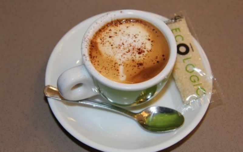 Imatge de tassa de cafè amb escuma